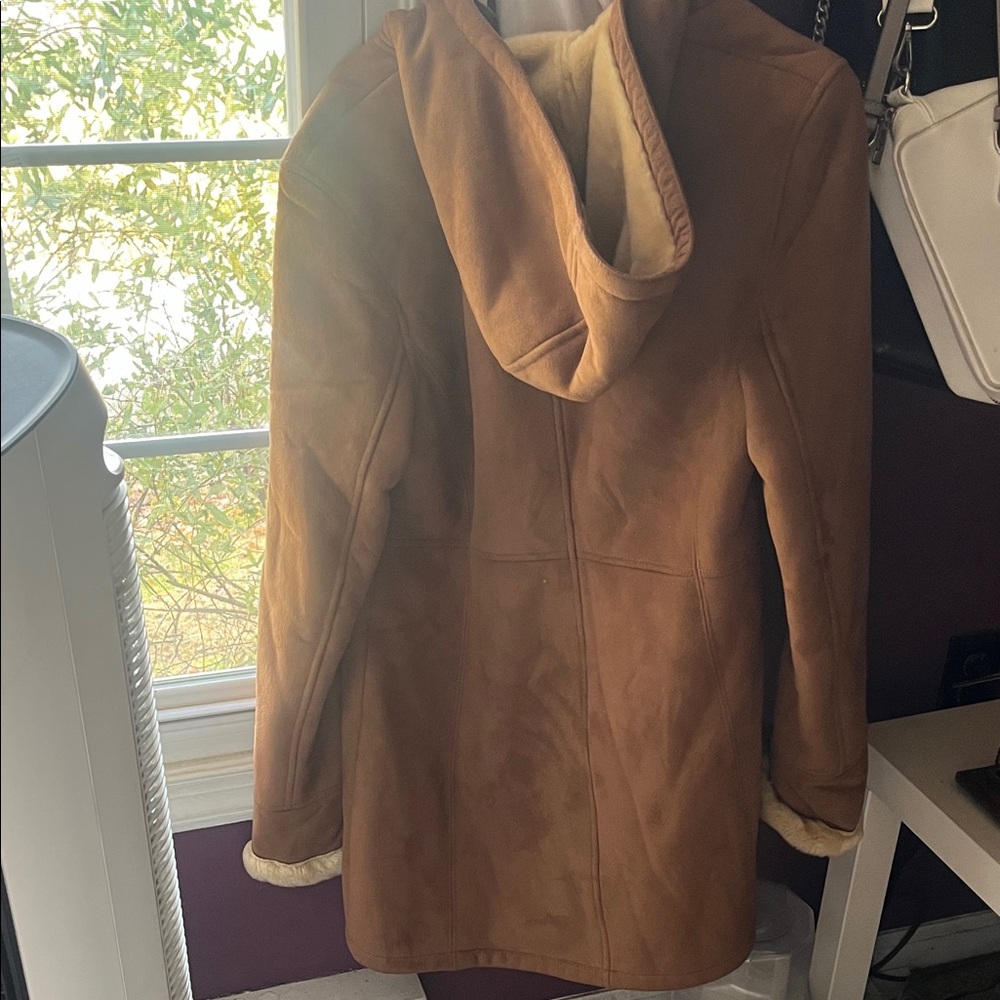 Gallery Tan Trench Coat with Shearling Lining - Picture 2 of 3